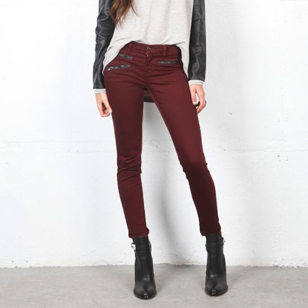 J Brand Zoey Skinny’s in Lava Color Size 27